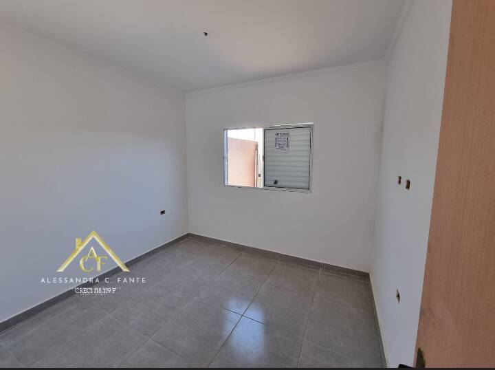 Casa à venda com 3 quartos, 72m² - Foto 10