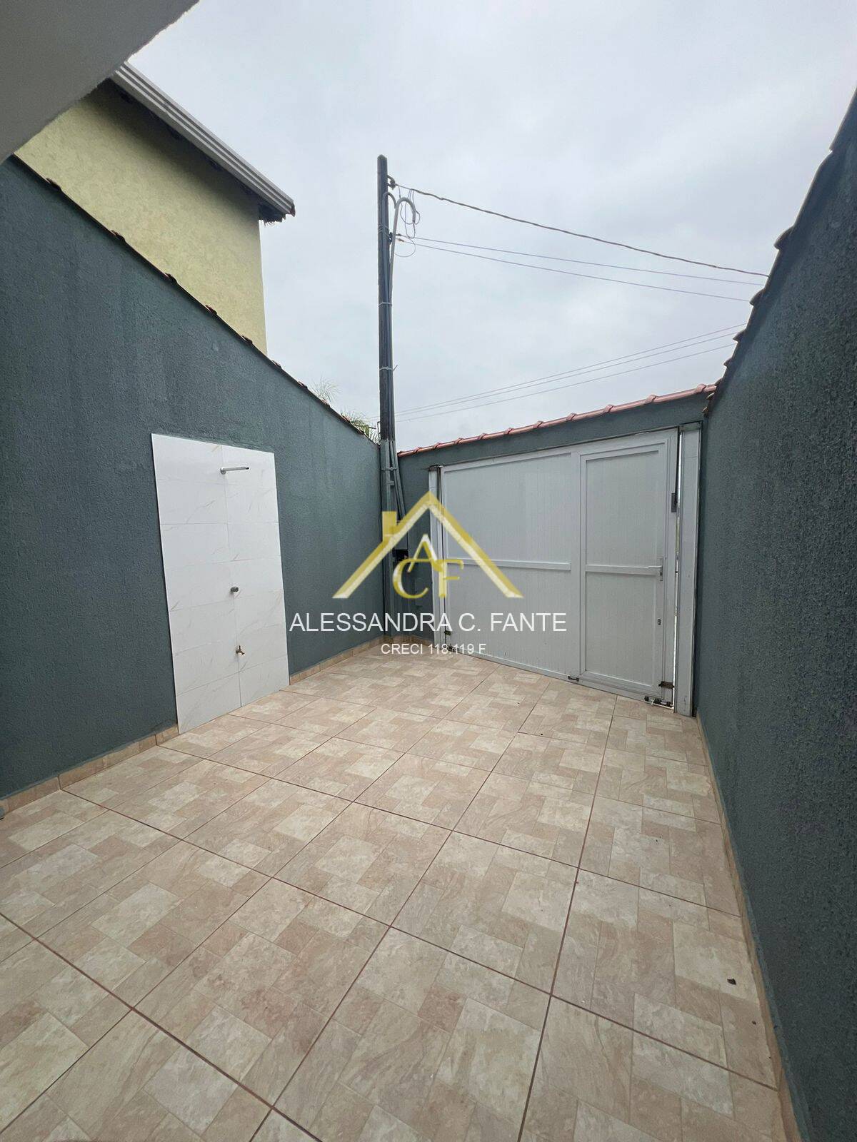 Sobrado à venda com 2 quartos, 61m² - Foto 3